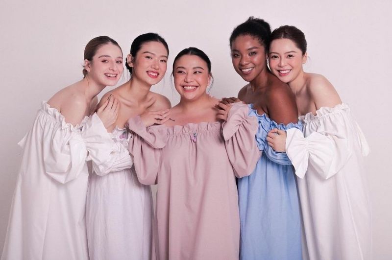 Fashion Designe3_thoidai.jpg Fashion Designe3_thoidai.jpg